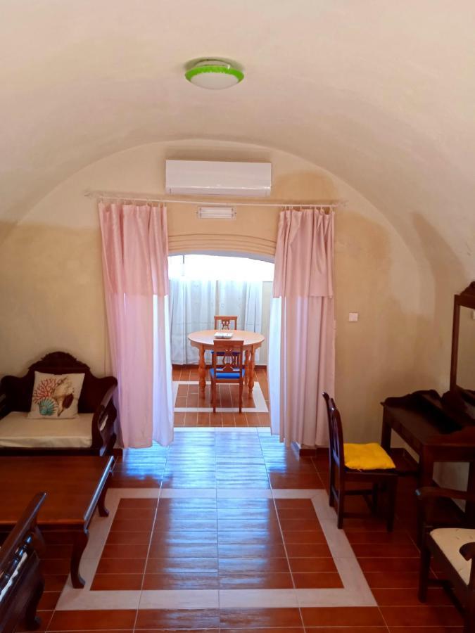 Loukas Kontos Traditional House Emporio  Luaran gambar